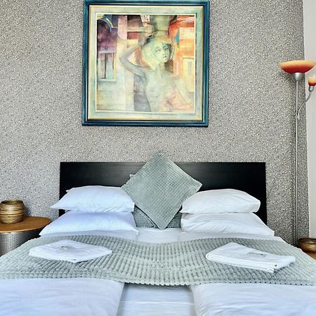 Premium Apartment By Hi5- Cp With Free Parking Budapest Exterior foto